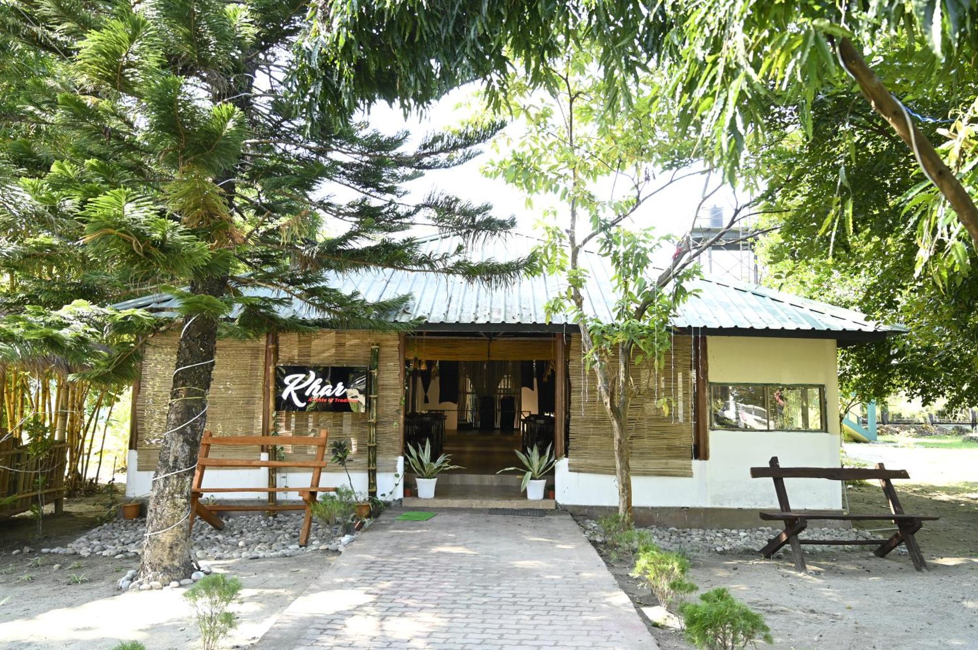 Jironi Resort Tezpur Bagian luar foto