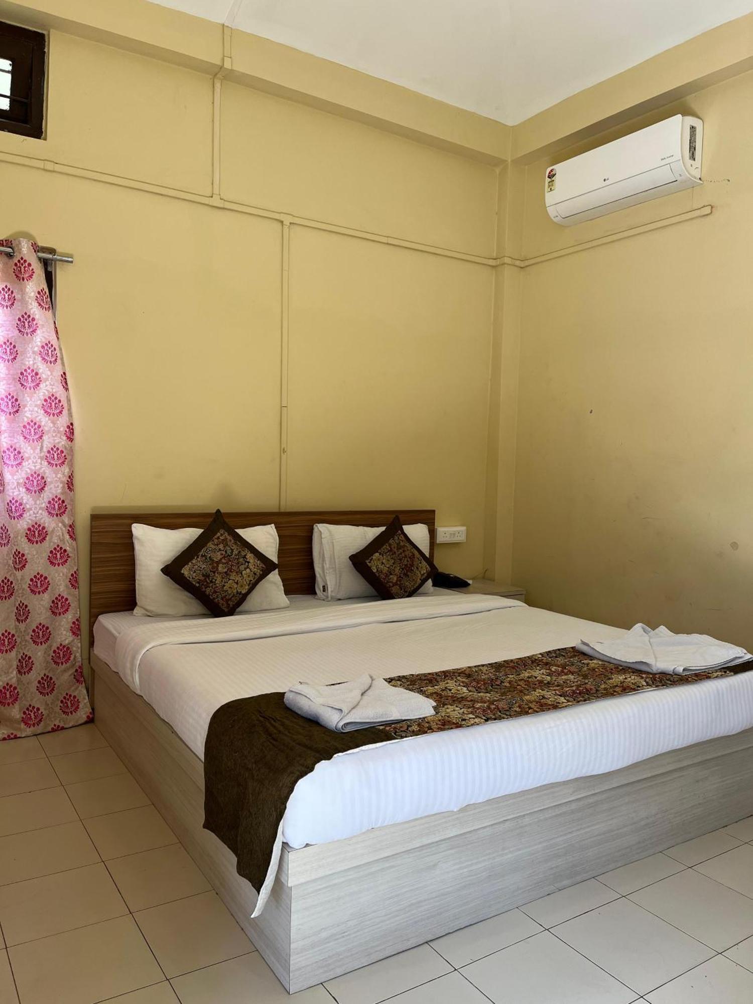 Jironi Resort Tezpur Bagian luar foto